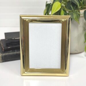 Vintage Lacquered Brass 5x7 Tabletop & Hangable frame